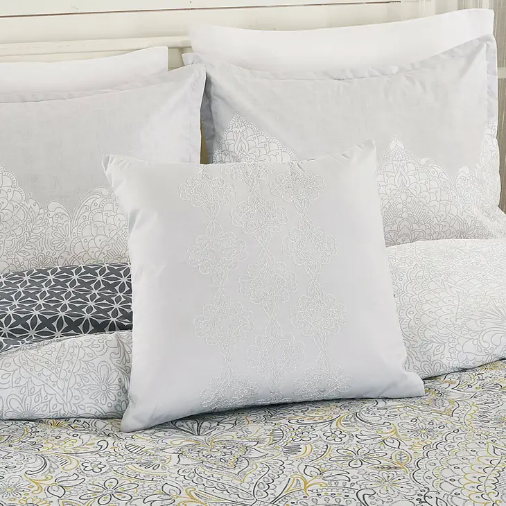 Floral Jacquard Modern Creame Comforter - 7 Piece Set