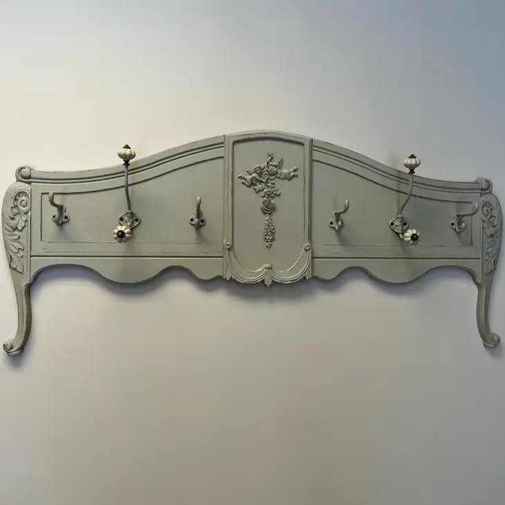 Vintage Appeal 6-HOOK Wall Mounted Coat Rack