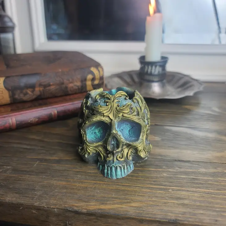 Victorian Skull Planter - Aquamarine