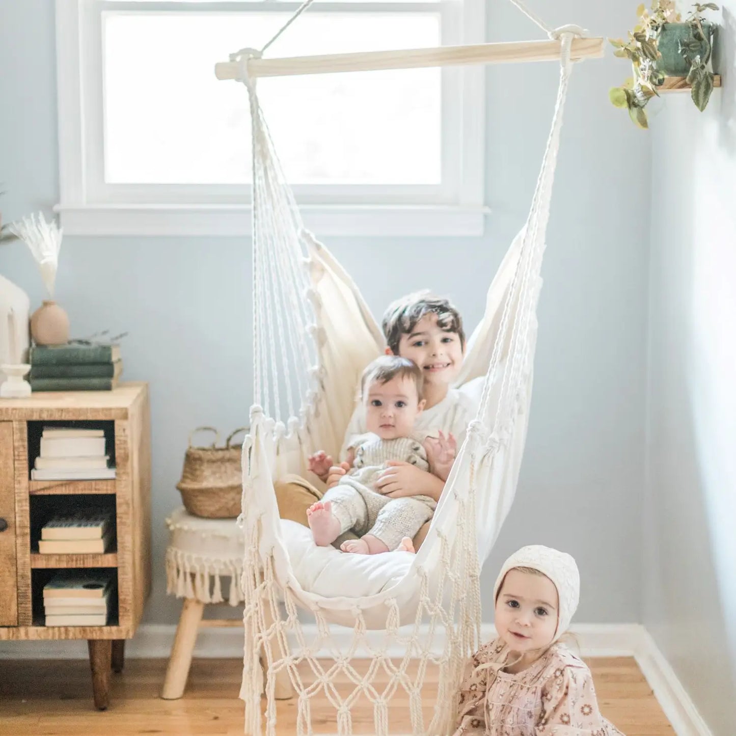 Macrame Hanging Swing Chair, 2 Pillows and Hanging Kit