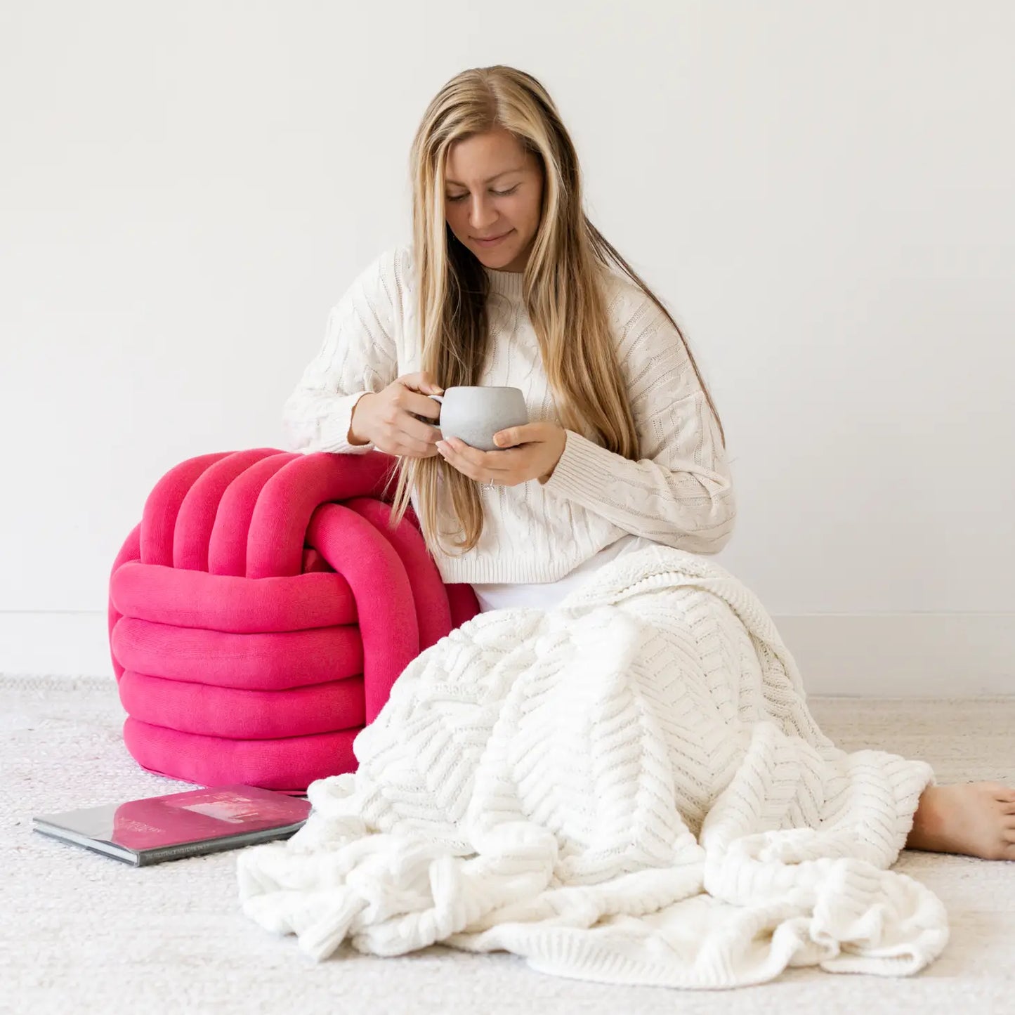 Knot Pouf