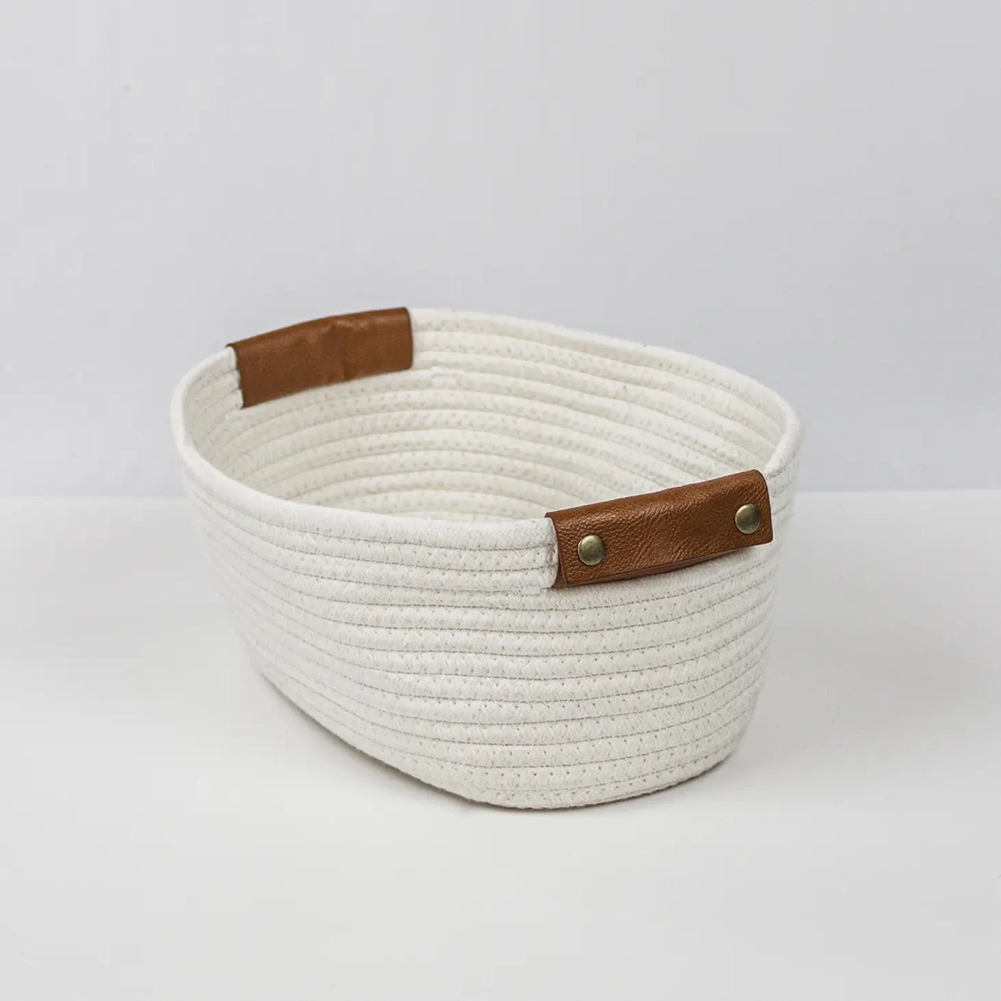 931 - Storage cotton basket with leather handles