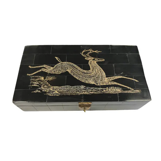 6-1/4" Deer Running Box Engraved