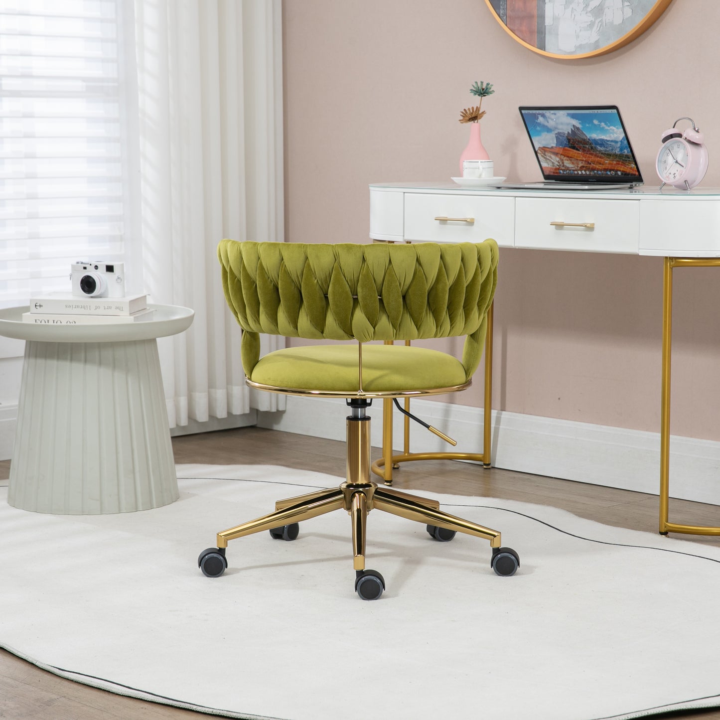 Olive Elegance: The COOLMORE Desk Chair