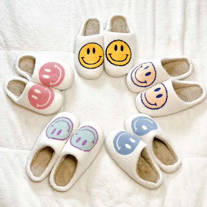 Womens Smile Cozy Slippers